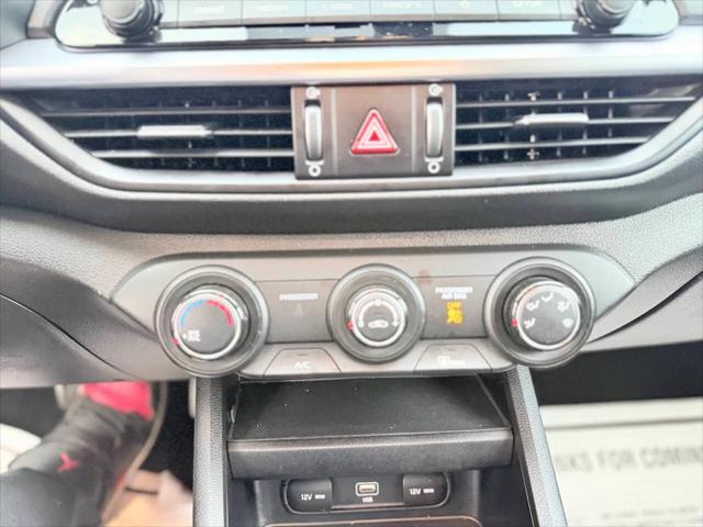2022 Kia Forte LXS
