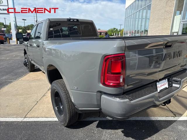 2026 Ram 3500 Big Horn Crew Cab 4x4 8' Box