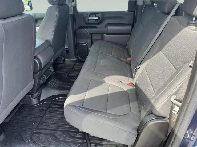 2023 GMC Sierra 2500HD 4WD Crew Cab Standard Bed Pro