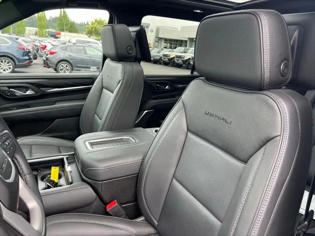 2024 GMC Yukon 4WD Denali
