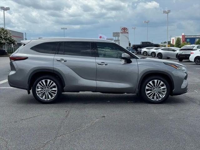 2026 Toyota Highlander Platinum