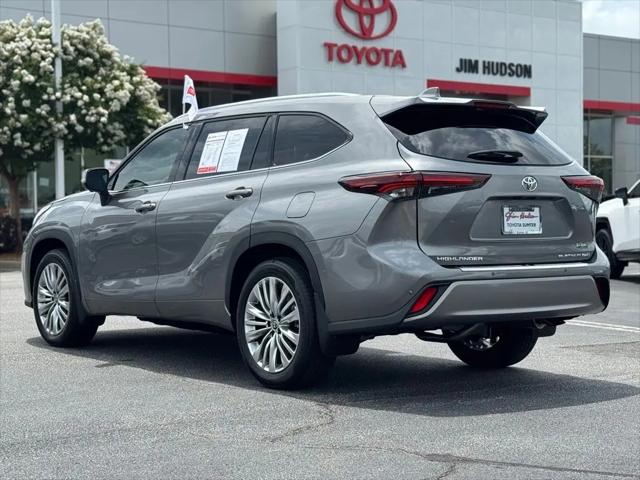 2026 Toyota Highlander Platinum