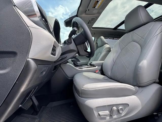 2026 Toyota Highlander Platinum