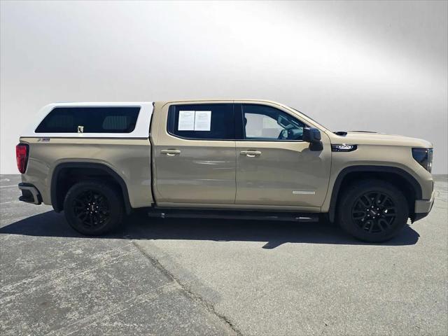 2022 GMC Sierra 1500 4WD Crew Cab Short Box Elevation