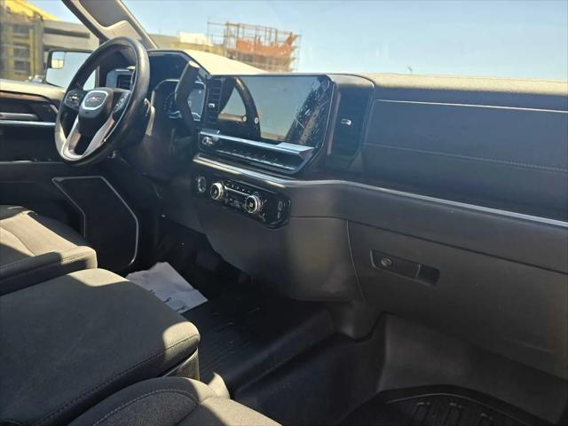 2022 GMC Sierra 1500 4WD Crew Cab Short Box Elevation
