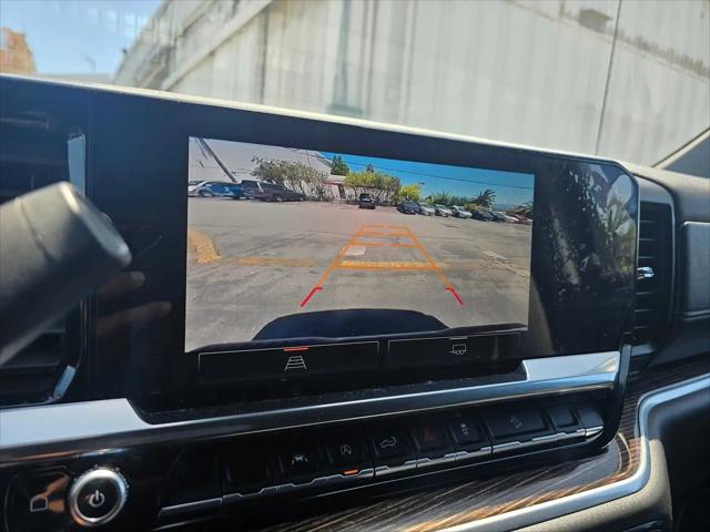 2022 GMC Sierra 1500 4WD Crew Cab Short Box Elevation
