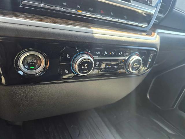 2022 GMC Sierra 1500 4WD Crew Cab Short Box Elevation