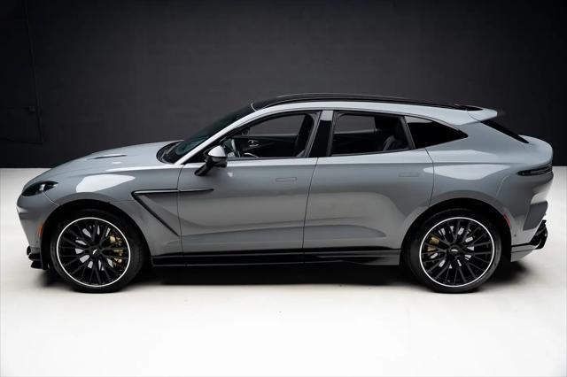 2023 Aston Martin DBX 707