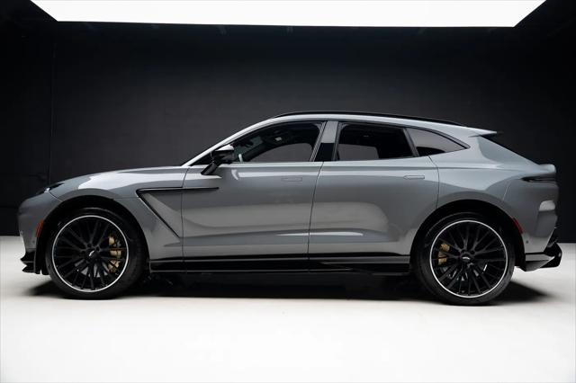 2023 Aston Martin DBX 707