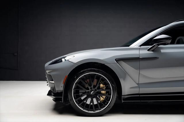 2023 Aston Martin DBX 707