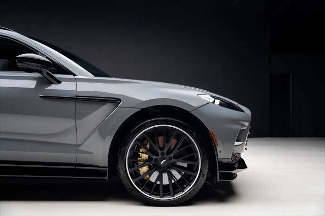 2023 Aston Martin DBX 707