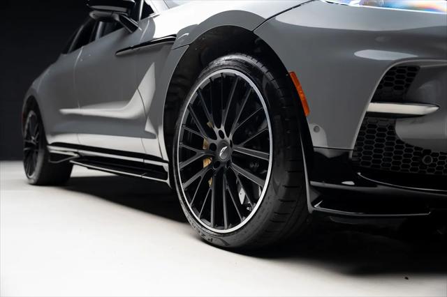2023 Aston Martin DBX 707