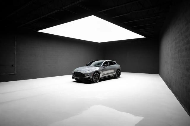 2023 Aston Martin DBX 707