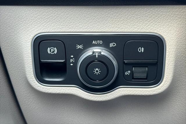 2023 Mercedes-Benz EQB 300 4MATIC