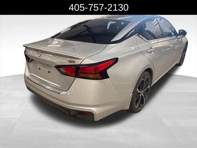 2023 Nissan Altima SR FWD