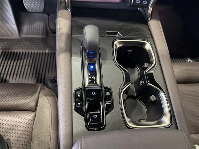 2026 Lexus RX 450h+ Luxury