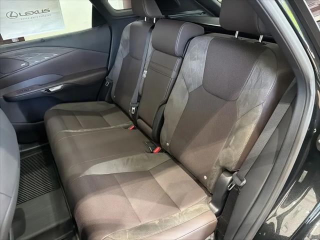 2026 Lexus RX 450h+ Luxury