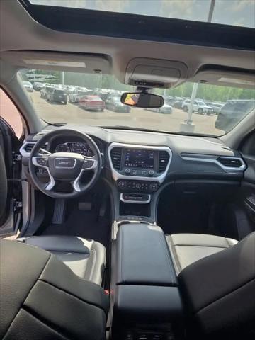 2023 GMC Acadia AWD SLT