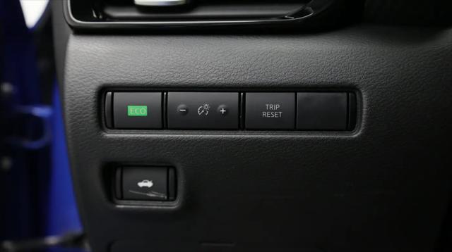 2022 Nissan Sentra SR Xtronic CVT