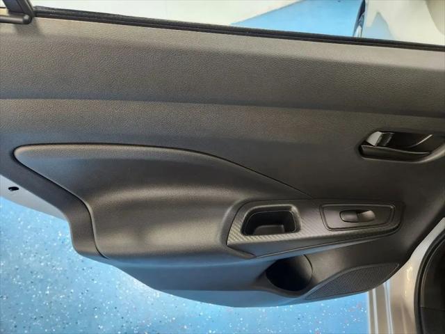 2024 Nissan Versa 1.6 S