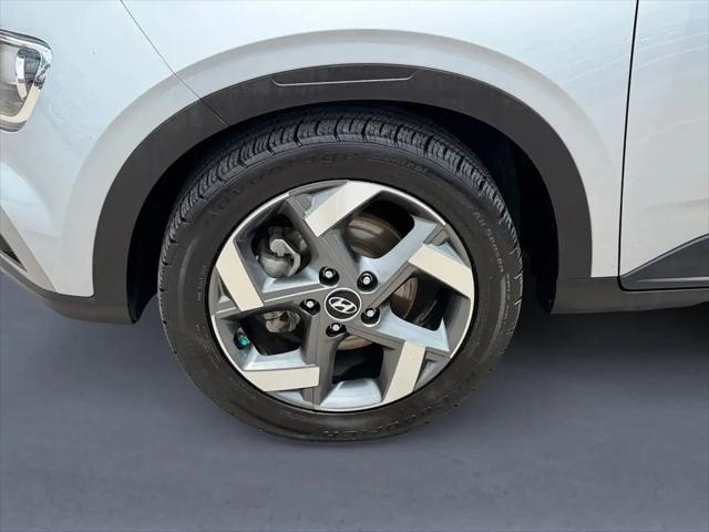 2022 Hyundai Venue SEL