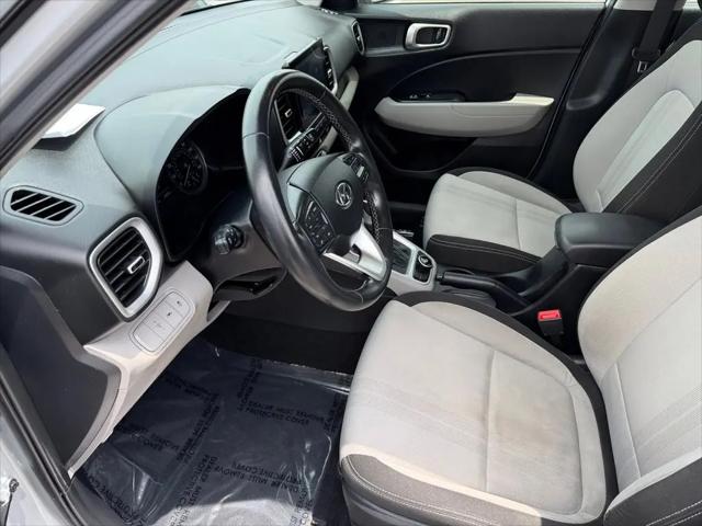 2022 Hyundai Venue SEL