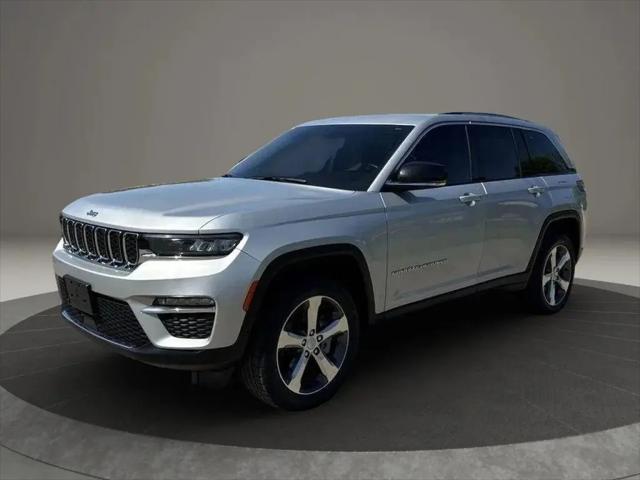 2022 Jeep Grand Cherokee Limited for sale in Jordan, MN