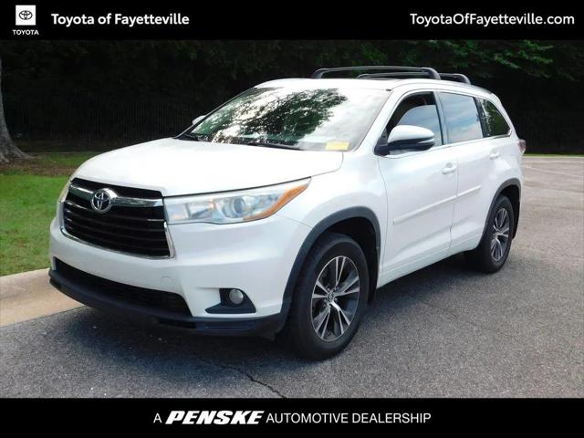 2016 Toyota Highlander XLE V6 for sale in Fayetteville, AR