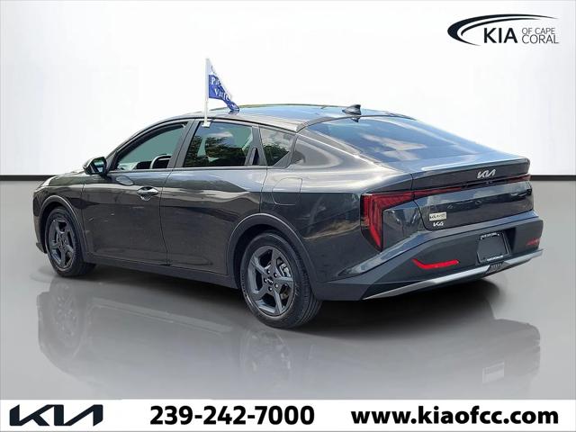 2025 Kia K4 LXS