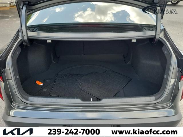 2025 Kia K4 LXS
