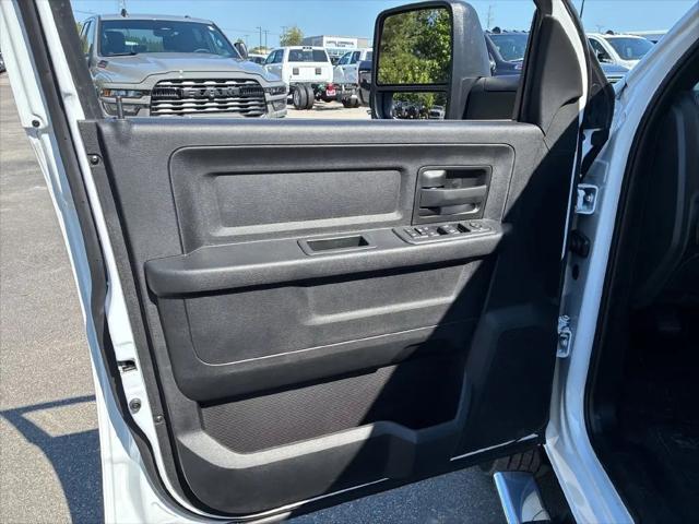2026 Ram 3500 Tradesman/Big Horn