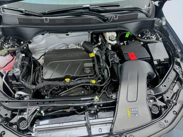 2026 Buick NV Sport Touring FWD