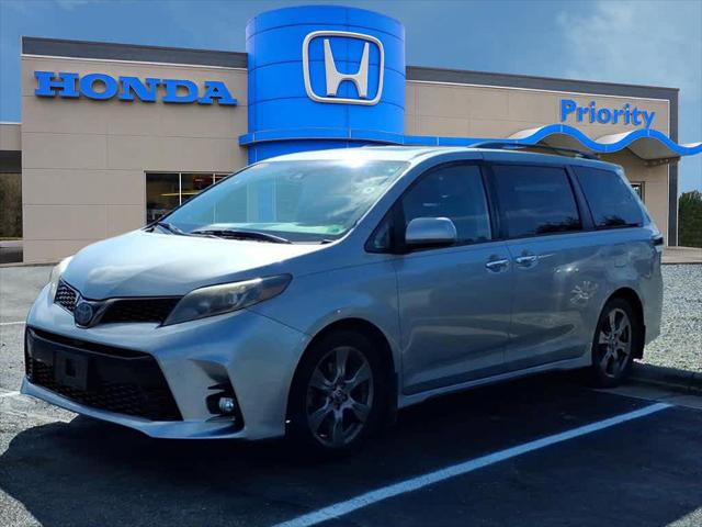2019 Toyota Sienna SE 8 Passenger for sale in Roanoke, VA