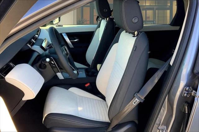 2025 Land Rover Discovery Sport S