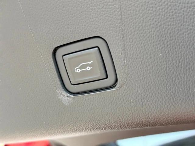 2023 Chevrolet Traverse FWD Premier
