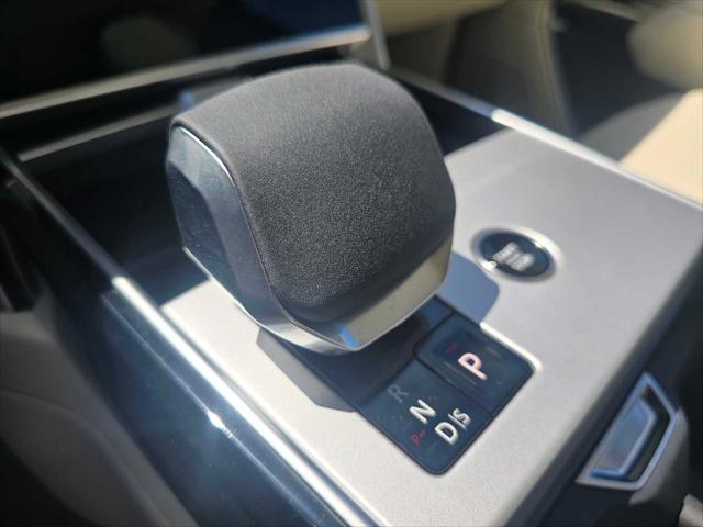 2026 Land Rover Range Rover P400 SE