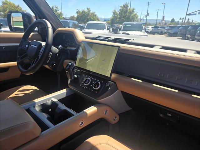 2026 Land Rover Defender P525 V8