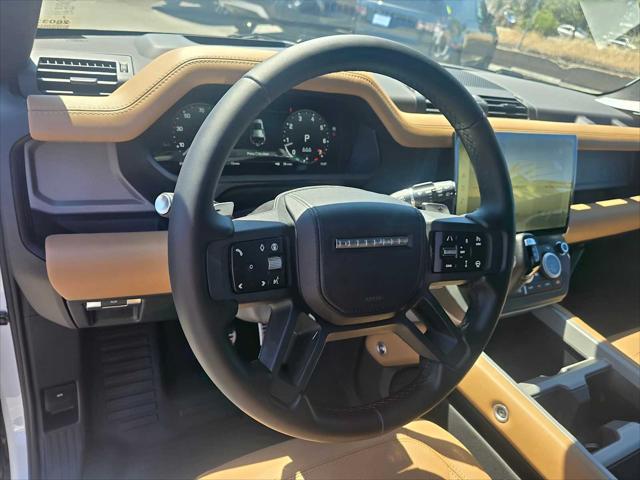 2026 Land Rover Defender P525 V8