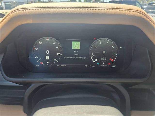 2026 Land Rover Defender P525 V8