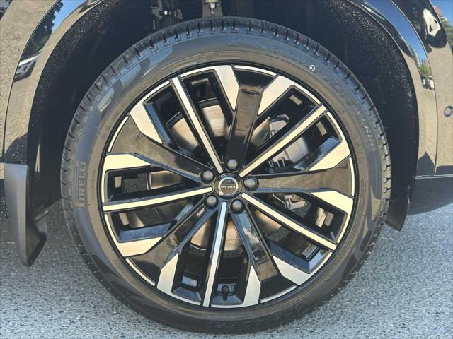 2026 Volvo XC90 Plug-In Hybrid Ultra Dark Theme, T8 AWD, Electric/Gasoline, 7 Seats