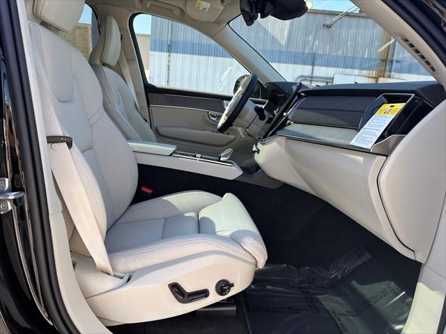 2026 Volvo XC90 Plug-In Hybrid Ultra Dark Theme, T8 AWD, Electric/Gasoline, 7 Seats