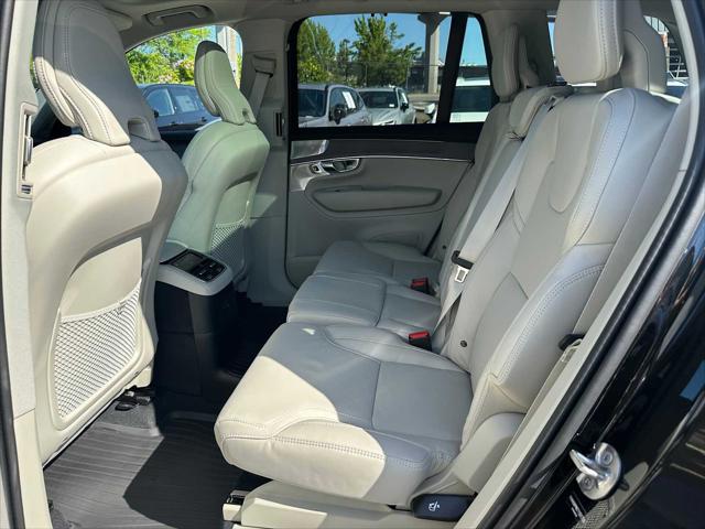 2026 Volvo XC90 Plug-In Hybrid Ultra Dark Theme, T8 AWD, Electric/Gasoline, 7 Seats