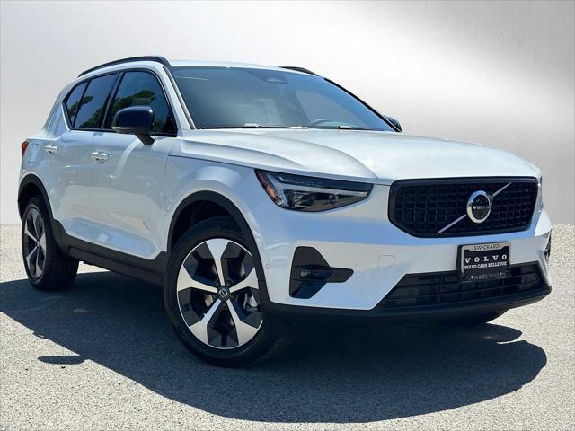 2026 Volvo XC40 Plus, B5 AWD Gas (mild hybrid), Dark for sale in Bellevue, WA