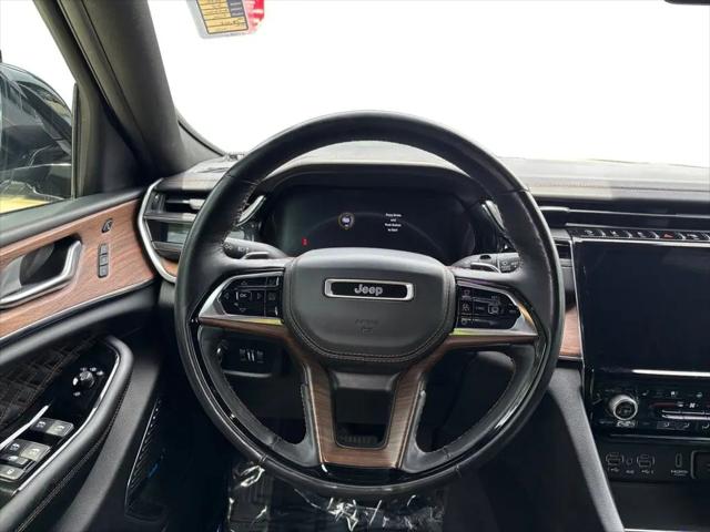 2022 Jeep Grand Cherokee L Summit 4x4