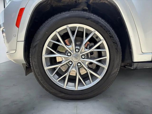 2022 Jeep Grand Cherokee L Summit 4x4