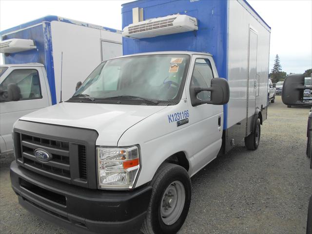 2024 Ford E-350 Cutaway Vinyl for sale in Corning, CA
