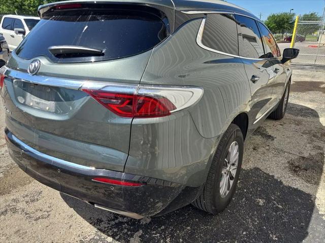 2023 Buick Enclave Essence FWD