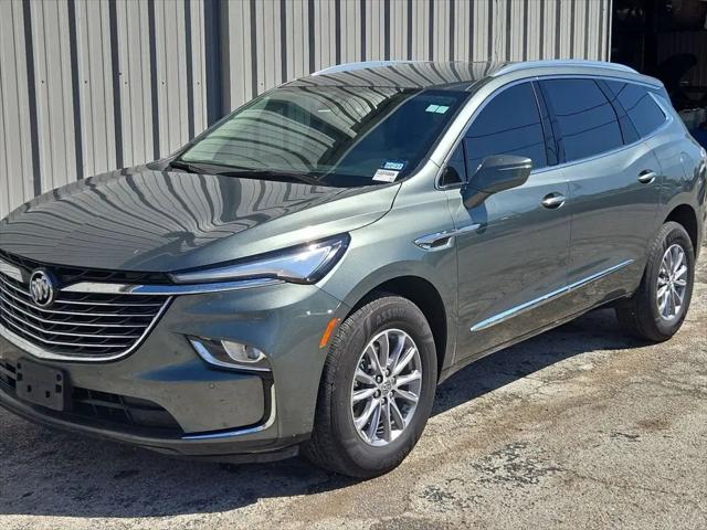 2023 Buick Enclave Essence FWD