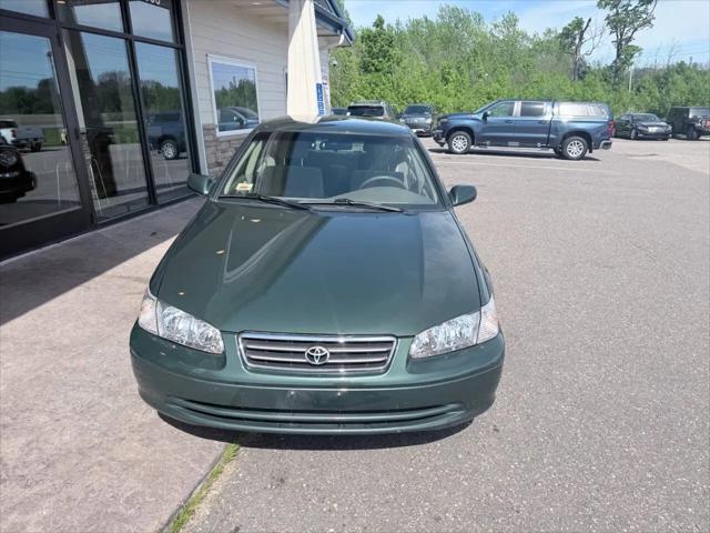 2001 Toyota Camry LE V6