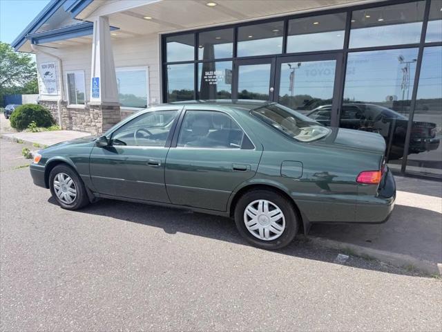 2001 Toyota Camry LE V6